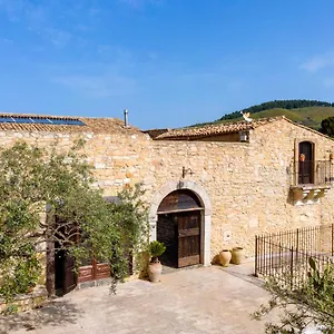  Hotel Masseria Fortificata Lo Zafferaneto Italië